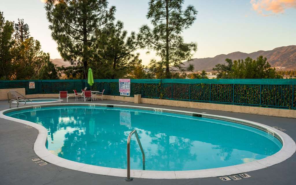 San Bernardino Inn & Suites Konforlar fotoğraf