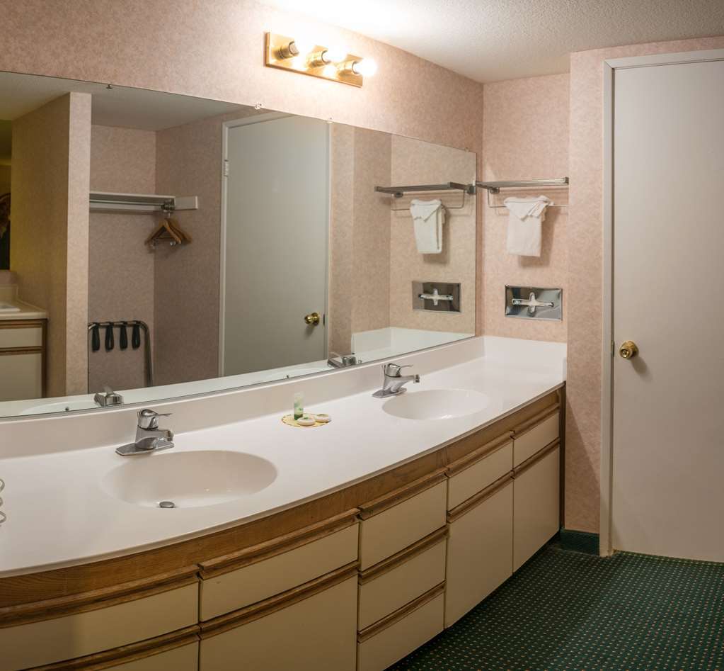 San Bernardino Inn & Suites Oda fotoğraf