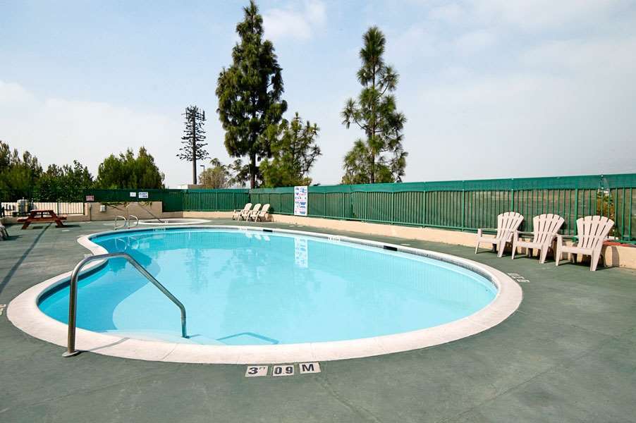 San Bernardino Inn & Suites Konforlar fotoğraf