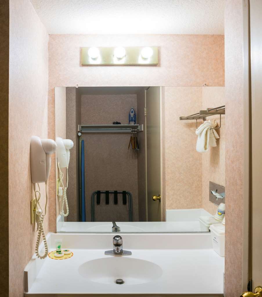 San Bernardino Inn & Suites Oda fotoğraf