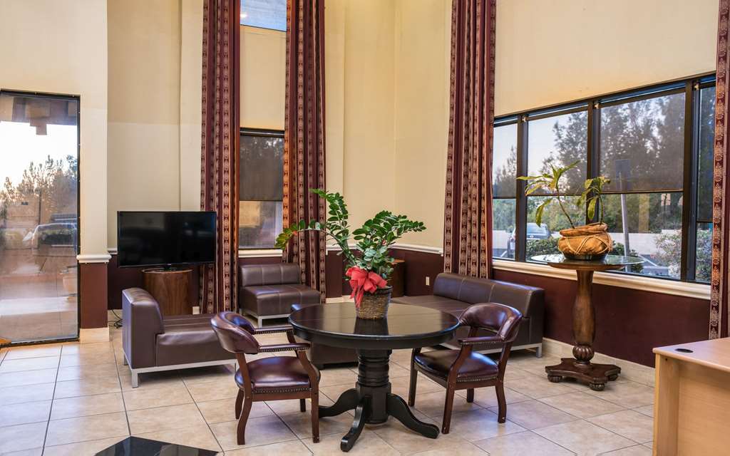 San Bernardino Inn & Suites İç mekan fotoğraf