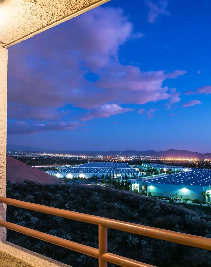 San Bernardino Inn & Suites Oda fotoğraf